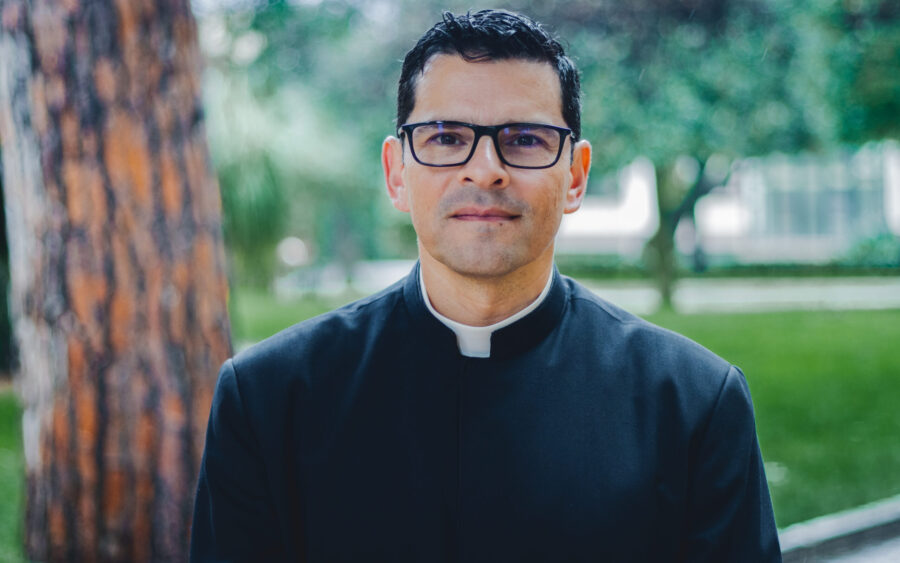 Pe. Carlos Gutierrez